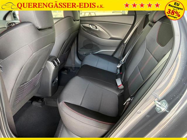 Hyundai i30 Kombi N-Line 1.5 T-GDI 48V / Navi PDC V&H + Kamera Sitz Lenkradheizung LED Alu 18" 