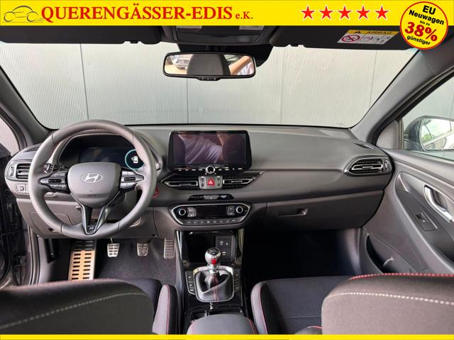 Hyundai i30 Kombi N-Line 1.5 T-GDI 48V / Navi PDC V&H + Kamera Sitz Lenkradheizung LED Alu 18" 
