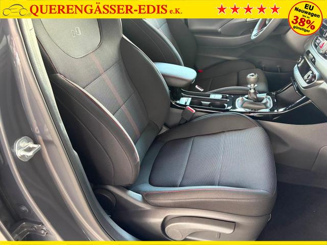 Hyundai i30 Kombi N-Line 1.5 T-GDI 48V / Navi PDC V&H + Kamera Sitz Lenkradheizung LED Alu 18" 