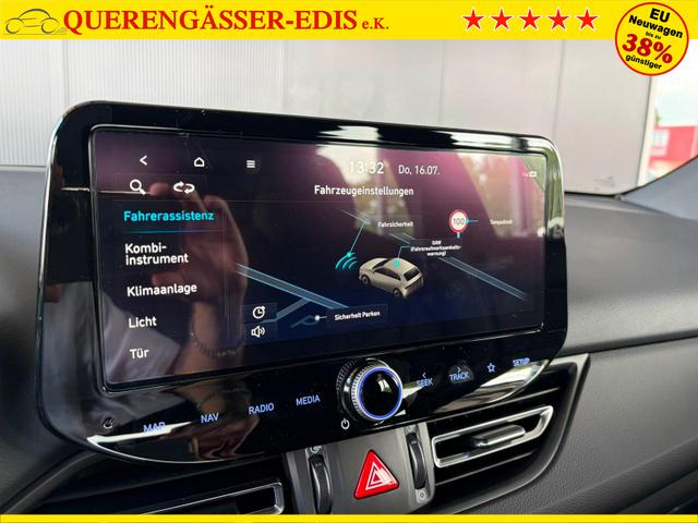 Hyundai i30 Kombi N-Line 1.5 T-GDI 48V / Navi PDC V&H + Kamera Sitz Lenkradheizung LED Alu 18" 