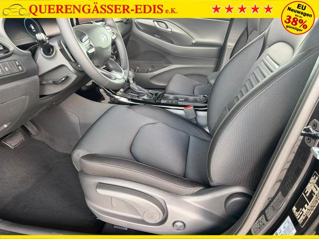 Hyundai i30 Kombi Comfort Plus 1.0 TGDI DCT/ Navi / Sitz + Lenkradheizung PDC V&H Kamera LED Alu 17" 