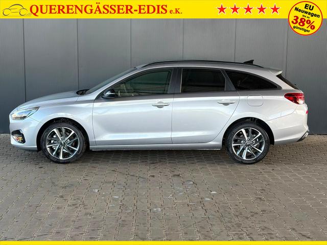 Hyundai i30 Kombi Comfort Plus 1.0 TGDI DCT Navi / Adaptiver Tempomat/ Totwinkel Assistent/ Alu 17" 