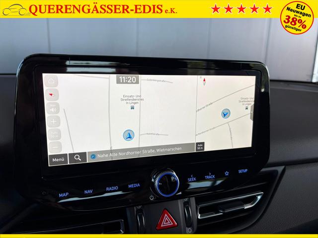 Hyundai i30 Kombi Comfort Plus 1.0 TGDI DCT Navi / Adaptiver Tempomat/ Totwinkel Assistent/ Alu 17" 