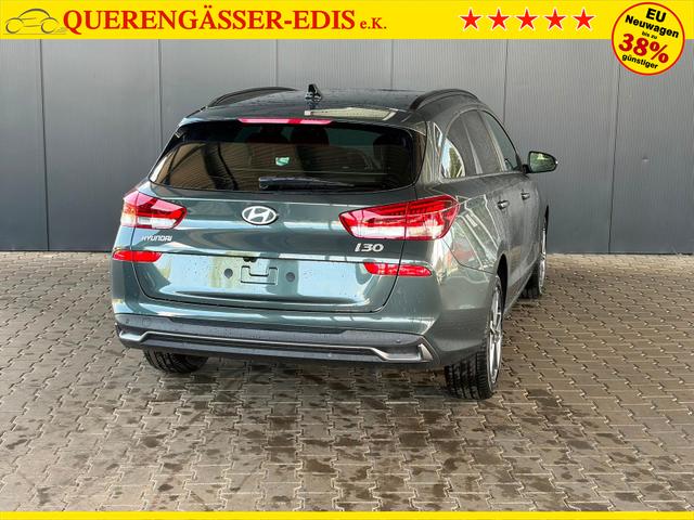 Hyundai i30 Kombi Comfort Plus 1.0 TGDI DCT Navi/ Adaptiver Tempomat/ Totwinkel Assistent/ Alu 17" 