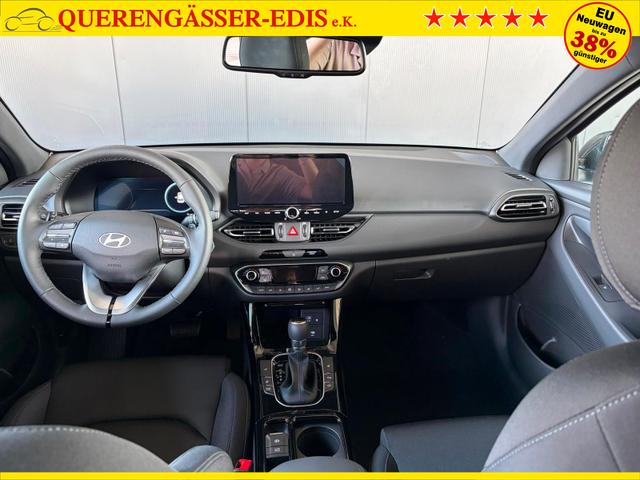 Hyundai i30 Kombi Comfort Plus 1.0 T-GDI DCT Navi/ Totwinkel Assistent/ PDC V&H + Kamera/ Alu 17" 