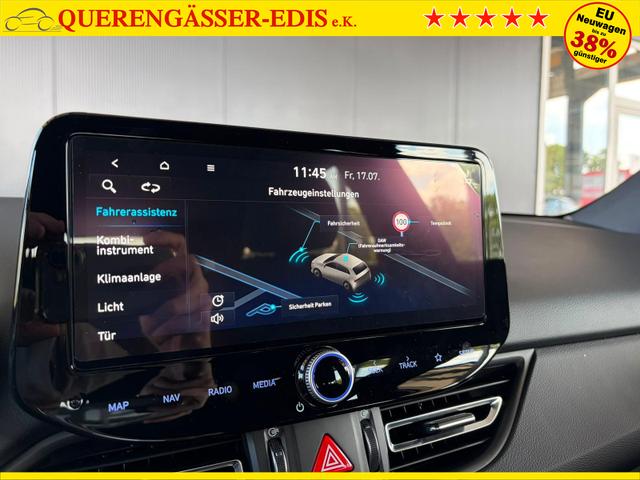 Hyundai i30 Kombi Comfort Plus 1.0 T-GDI DCT Navi/ Totwinkel Assistent/ PDC V&H + Kamera/ Alu 17" 