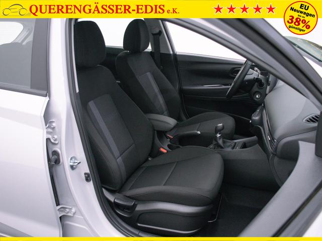 Hyundai i20 1.2 MPI 5MT Comfort / Navi PDC Hinten + Kamera Tempomat Alu 16'' 