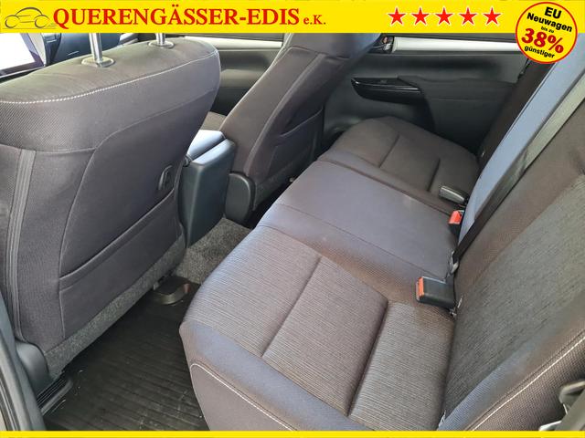 Toyota Hilux Double Cab Comfort 4x4 2.4D DoubleCab AHK RSA PCS LDA 