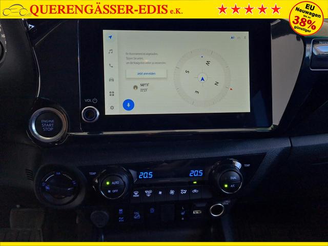 Toyota Hilux Double Cab Comfort 4x4 2.4D DoubleCab AHK RSA PCS LDA 