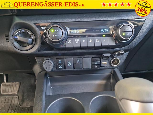 Toyota Hilux Double Cab Comfort 4x4 2.4D DoubleCab AHK RSA PCS LDA 