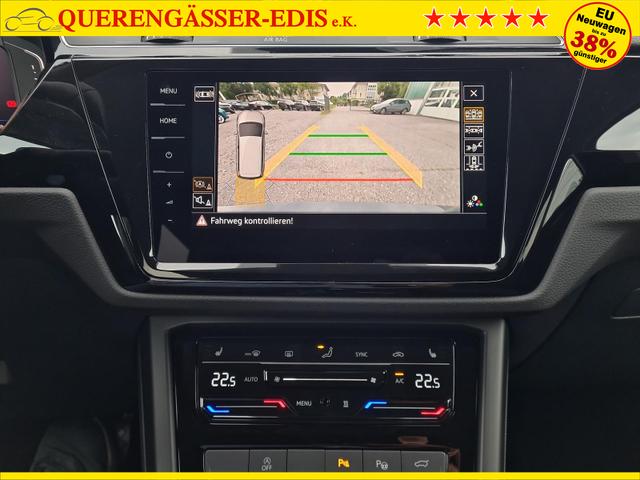 Volkswagen Touran Comfortline BMT/Start-Stopp 1.5 TSI DSG Comf. AHK Navi StHeiz KiSitze 