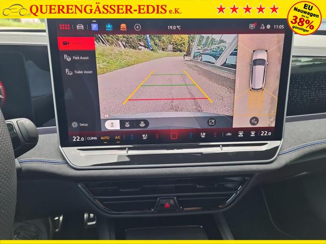 Volkswagen Passat Alltrack 2.0 TSI 195 kW 4Motion R-Line Signature DCCpro AHK H&K 