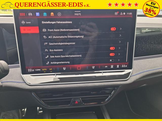 Volkswagen Passat Alltrack 2.0 TSI 195 kW 4Motion R-Line Signature DCCpro AHK H&K 