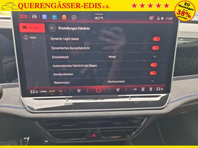 Volkswagen Passat Alltrack 2.0 TSI 195 kW 4Motion R-Line Signature DCCpro AHK H&K 