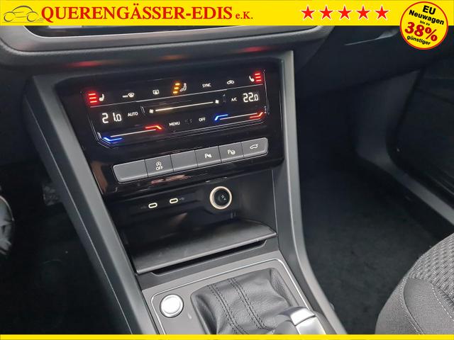 Volkswagen Touran Comfortline BMT/Start-Stopp 1.5TSI DSG AHK Navi LED 7Sitz 