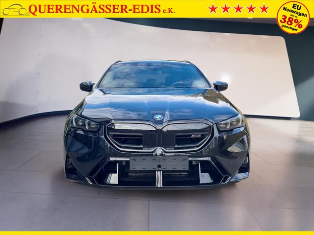 BMW M5 Basis Touring Compund+Comfort+DrivAssistPro+Pano 