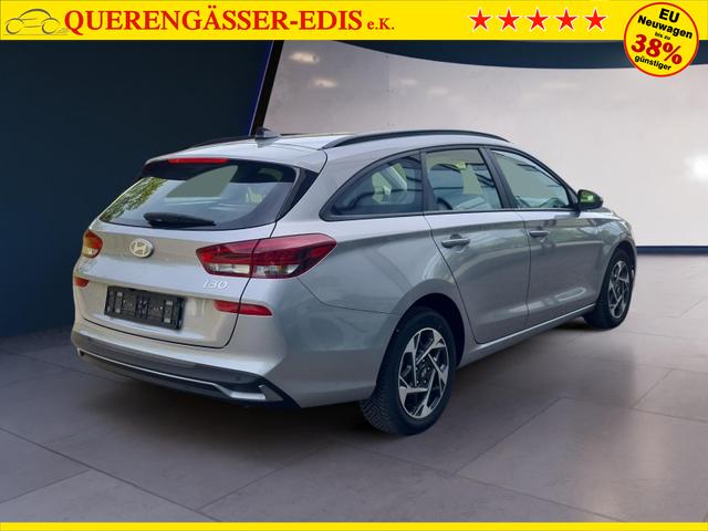 Hyundai i30 Kombi Advantage cw vAHK Navi LED DAB Kamera Winter 