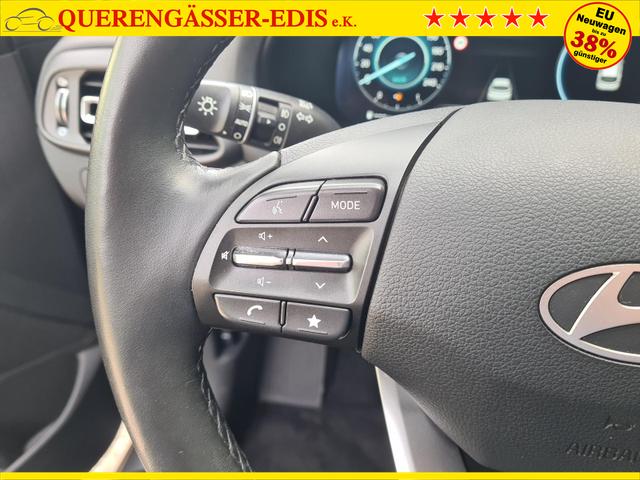 Hyundai i30 Kombi Advantage cw vAHK Navi LED DAB Kamera Winter 