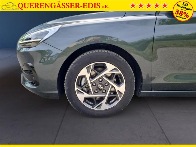 Hyundai i30 Kombi Advantage cw vAHK Navi LED DAB Kamera Winter 