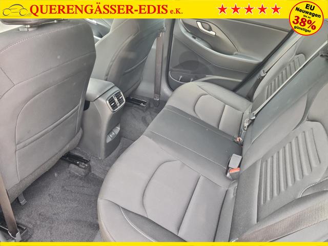 Hyundai i30 Kombi Advantage cw vAHK Navi LED DAB Kamera Winter 