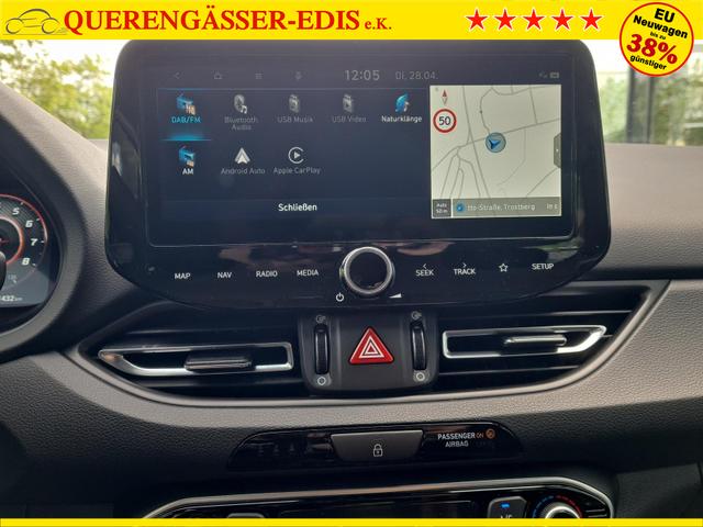Hyundai i30 Kombi Advantage cw vAHK Navi LED DAB Kamera Winter 