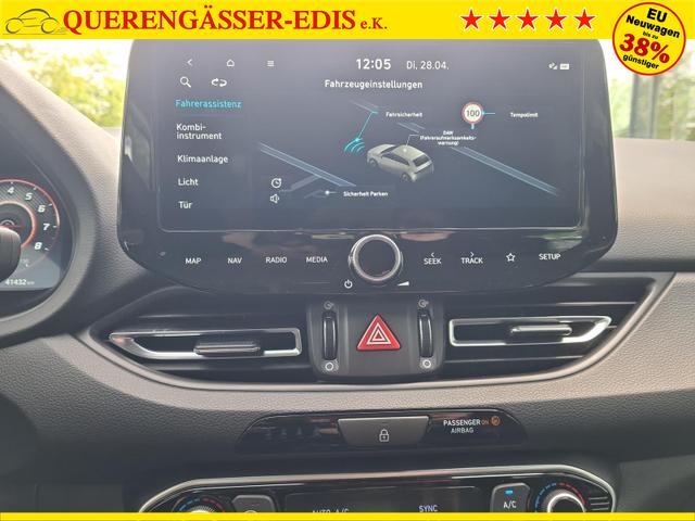 Hyundai i30 Kombi Advantage cw vAHK Navi LED DAB Kamera Winter 