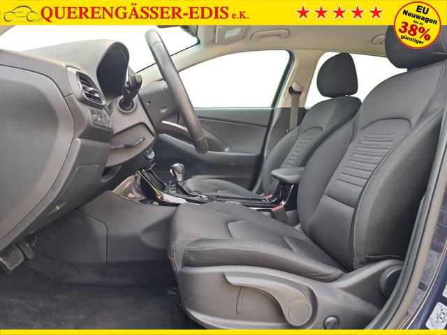 Hyundai i30 Kombi Advantage cw vAHK Navi LED DAB Kamera Winter 