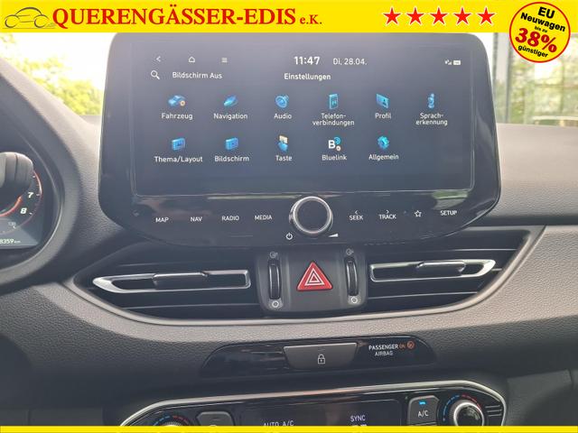 Hyundai i30 Kombi Advantage cw vAHK Navi LED DAB Kamera Winter 