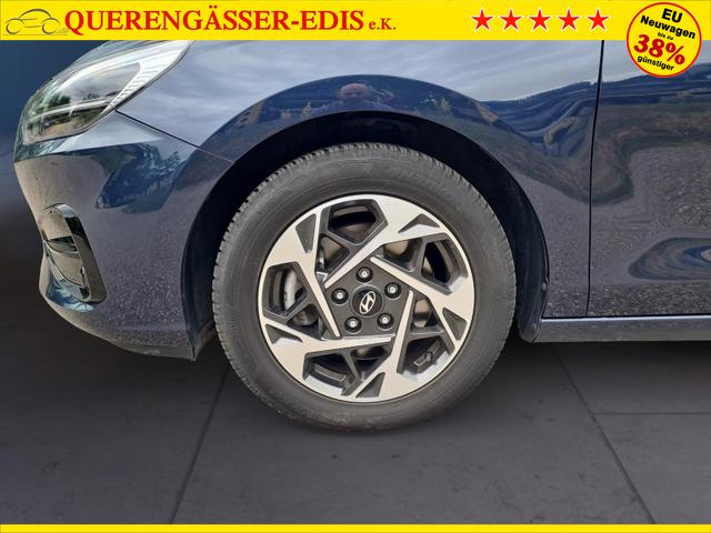 Hyundai i30 Kombi Advantage cw vAHK Navi LED DAB Kamera Winter 