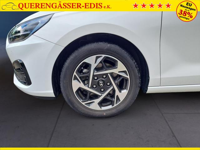 Hyundai i30 Kombi Advantage cw vAHK Navi LED DAB Kamera Winter 