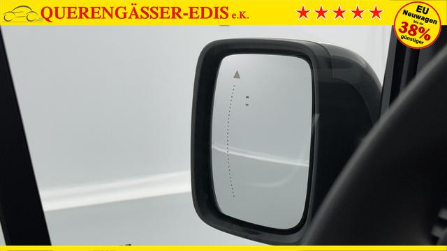 Renault Trafic Kastenwagen RED Edition 