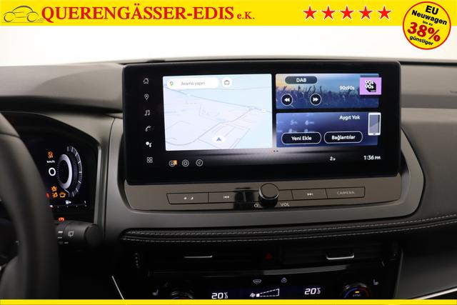 Nissan Qashqai N-Connecta Winter Comfort + PANO 2 Tone 