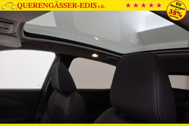 Nissan Qashqai N-Connecta Winter Comfort + PANO 2 Tone 
