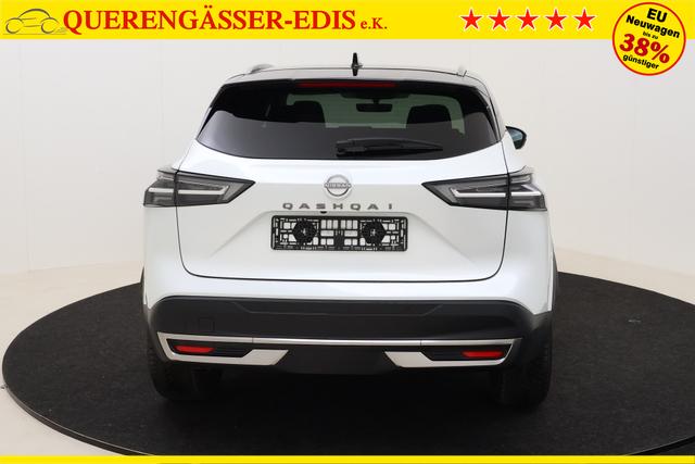 Nissan Qashqai N-Connecta Winter Comfort + PANO 2 Tone 