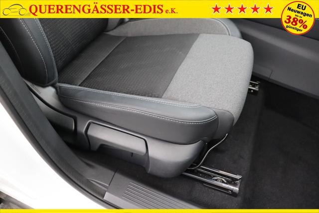 Nissan Qashqai N-Connecta Winter Comfort + PANO 2 Tone 