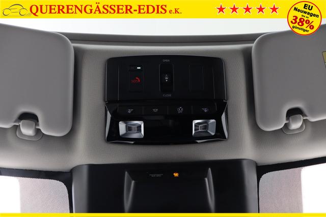 Nissan Qashqai N-Connecta Winter Comfort + PANO 2 Tone 