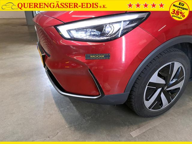MG ZS Luxury 