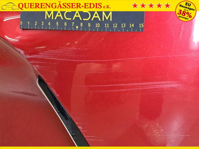 MG ZS Luxury 