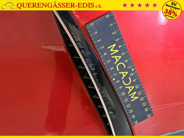 MG ZS Luxury 