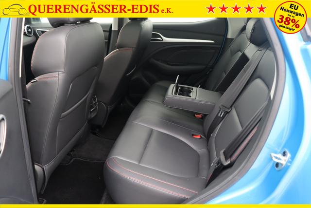 MG ZS Luxury 
