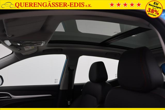 MG ZS Luxury 