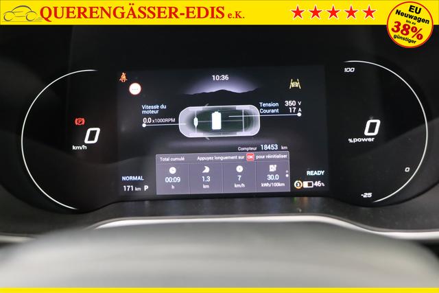 MG ZS Luxury 