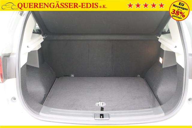 MG ZS Luxury 