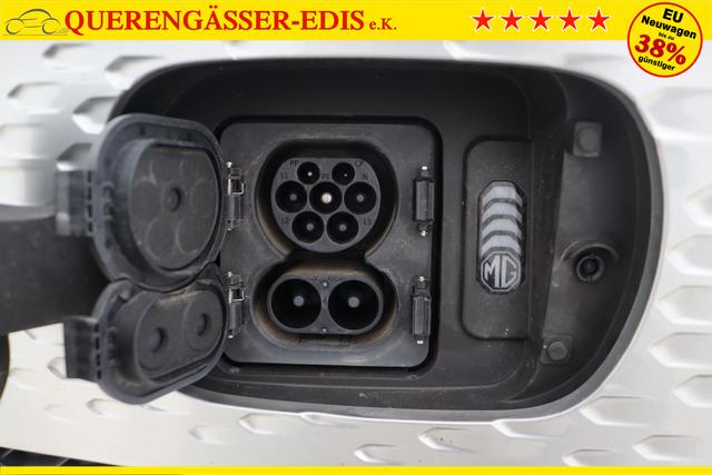 MG ZS Luxury 