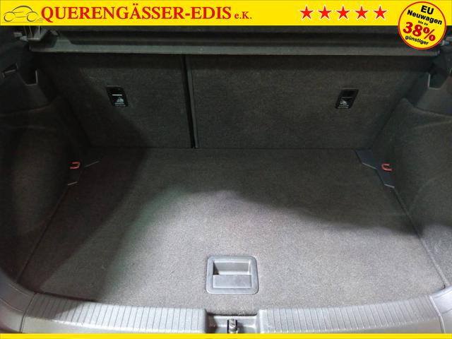 Volkswagen T-Cross Life Plus 