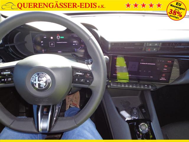 Alfa Romeo Junior 54 kWh *1 phase charging 