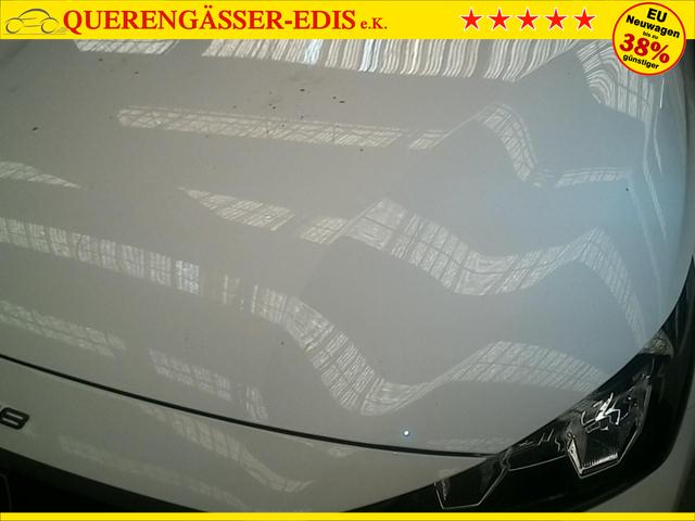 Peugeot e-208 Style 