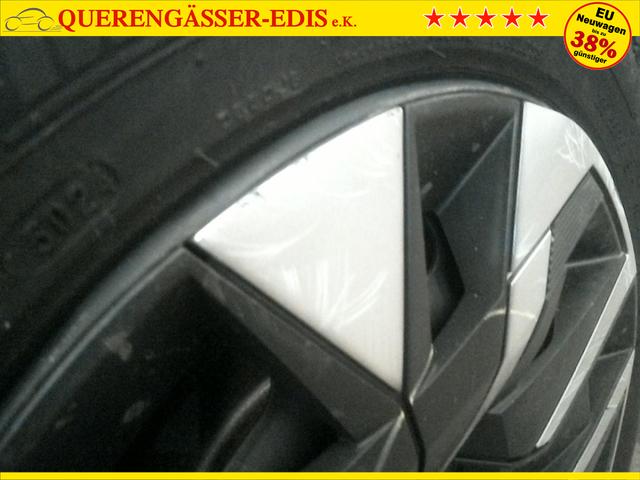 Peugeot e-208 Style 