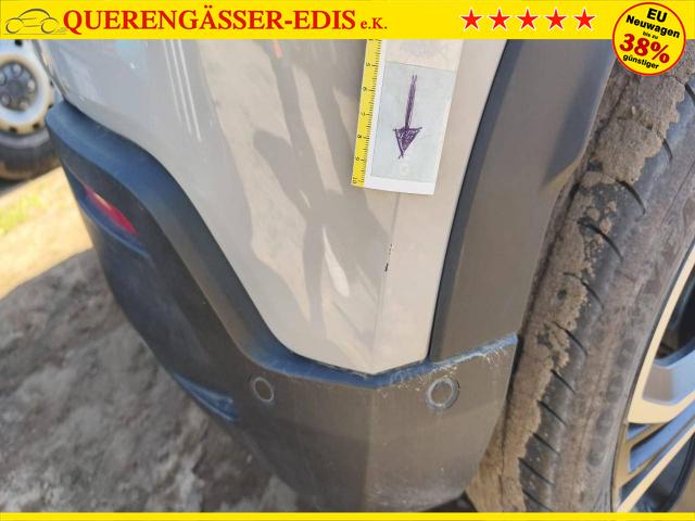 Jeep Avenger Summit 