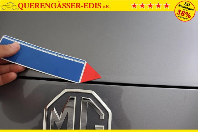 MG ZS Luxury 